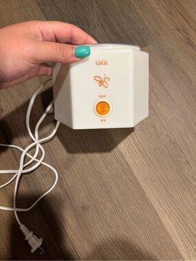 GiGi Space Saver Electric Wax Warmer